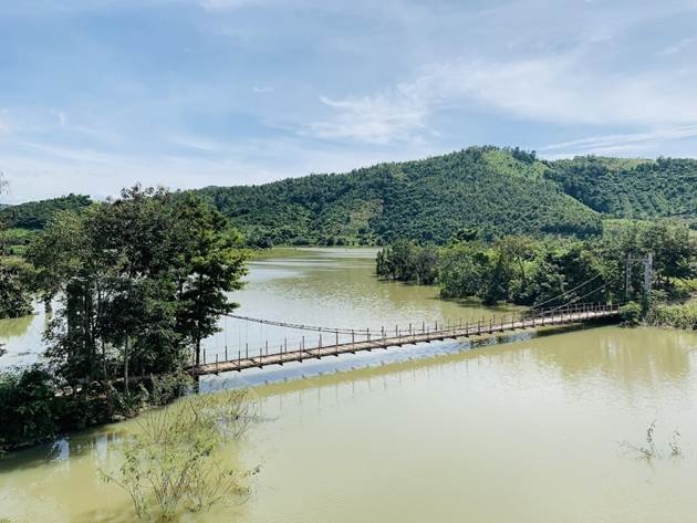 Hồ Trà Co - Điểm du lịch xanh thú vị