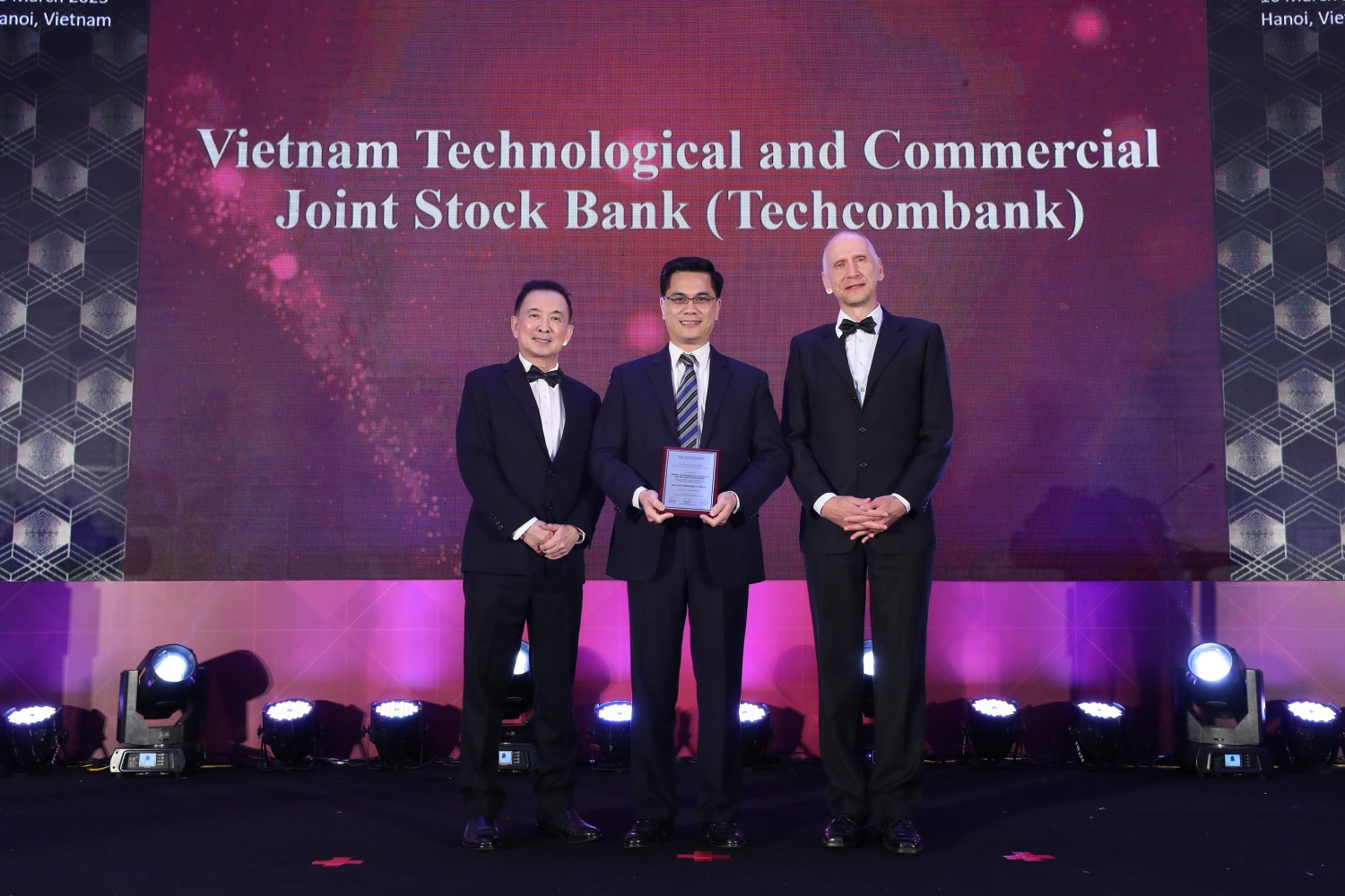 The Asian Banker vinh danh Techcombank là "Ngân hàng bán lẻ xuất sắc nhất"