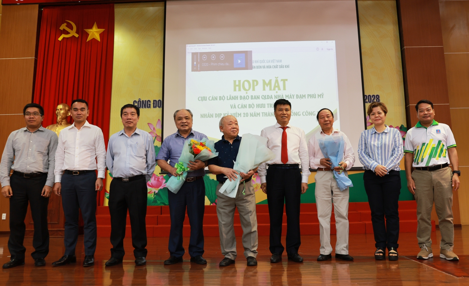 PVFCCo gặp mặt cán bộ lãnh đạo Ban QLDA Nhà máy, cán bộ hưu trí nhân kỷ niệm 20 năm thành lập PVFCCo gặp mặt cán bộ lãnh đạo Ban QLDA Nhà máy, cán bộ hưu trí nhân kỷ niệm 20 năm thành lập