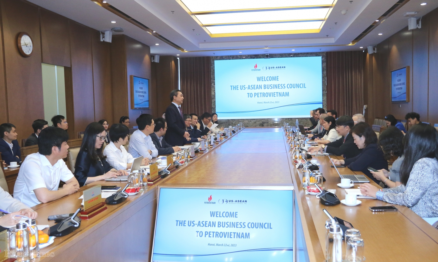 Lãnh đạo Petrovietnam tiếp và làm việc với đoàn doanh nghiệp cấp cao Hội đồng Kinh doanh Hoa Kỳ - ASEAN Lãnh đạo Petrovietnam tiếp và làm việc với đoàn doanh nghiệp cấp cao Hội đồng Kinh doanh Hoa Kỳ - ASEAN