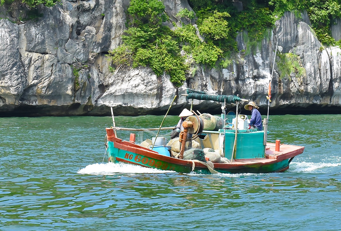 Hòn Nghệ - Viên ngọc thô giữa biển khơi