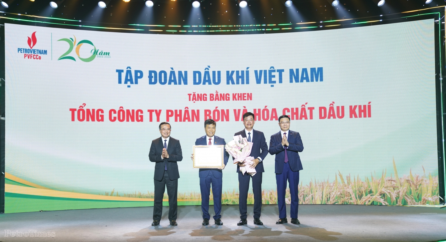 PVFCCo long trọng tổ chức lễ kỷ niệm 20 năm Ngày thành lập
