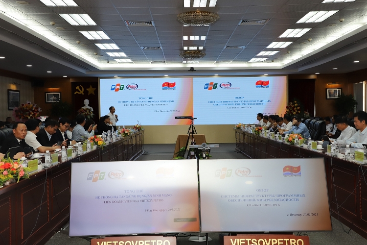 Vietsovpetro tổ chức Lễ Khởi động dự án xây dựng chiến lược tổng thể về chuyển đổi số và phát triển hạ tầng công nghệ thông tin Vietsovpetro khởi động dự án xây dựng chiến lược tổng thể về chuyển đổi số và phát triển hạ tầng CNTT