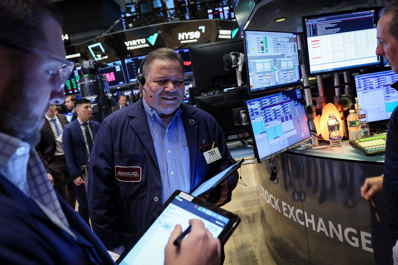Thị trường chứng khoán thế giới ngày 4/4: Dow Jones tiếp tục khởi sắc khi giá dầu bật tăng Thị trường chứng khoán thế giới ngày 4/4: Dow Jones tiếp tục khởi sắc khi giá dầu bật tăng
