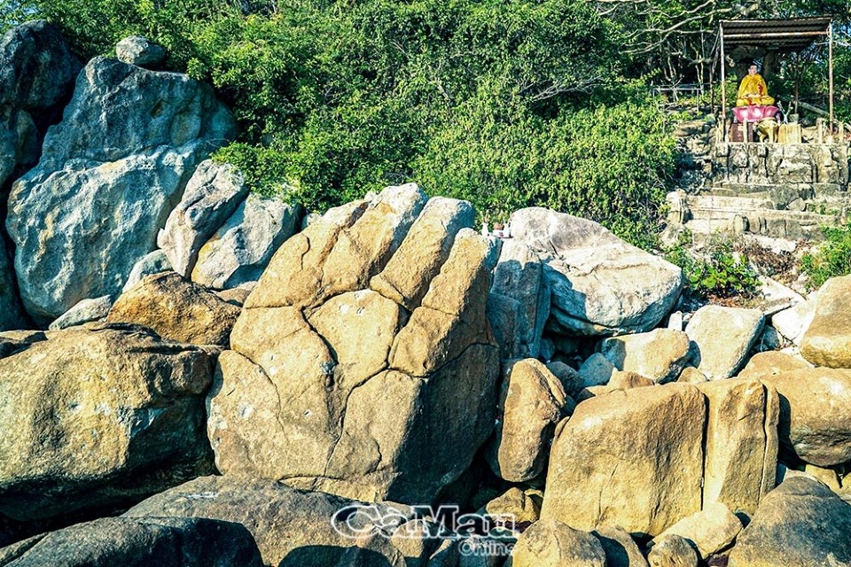 Hòn đảo hơn 100 triệu năm trên biển Tây Cà Mau