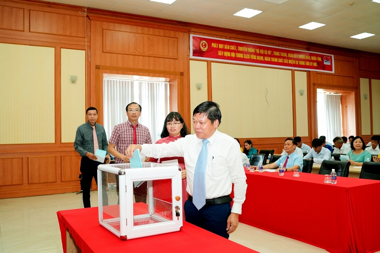 Công đoàn Xí nghiệp Dịch vụ Cảng và Cung ứng vật tư thiết bị  tổ chức thành công Đại hội lần thứ XV
