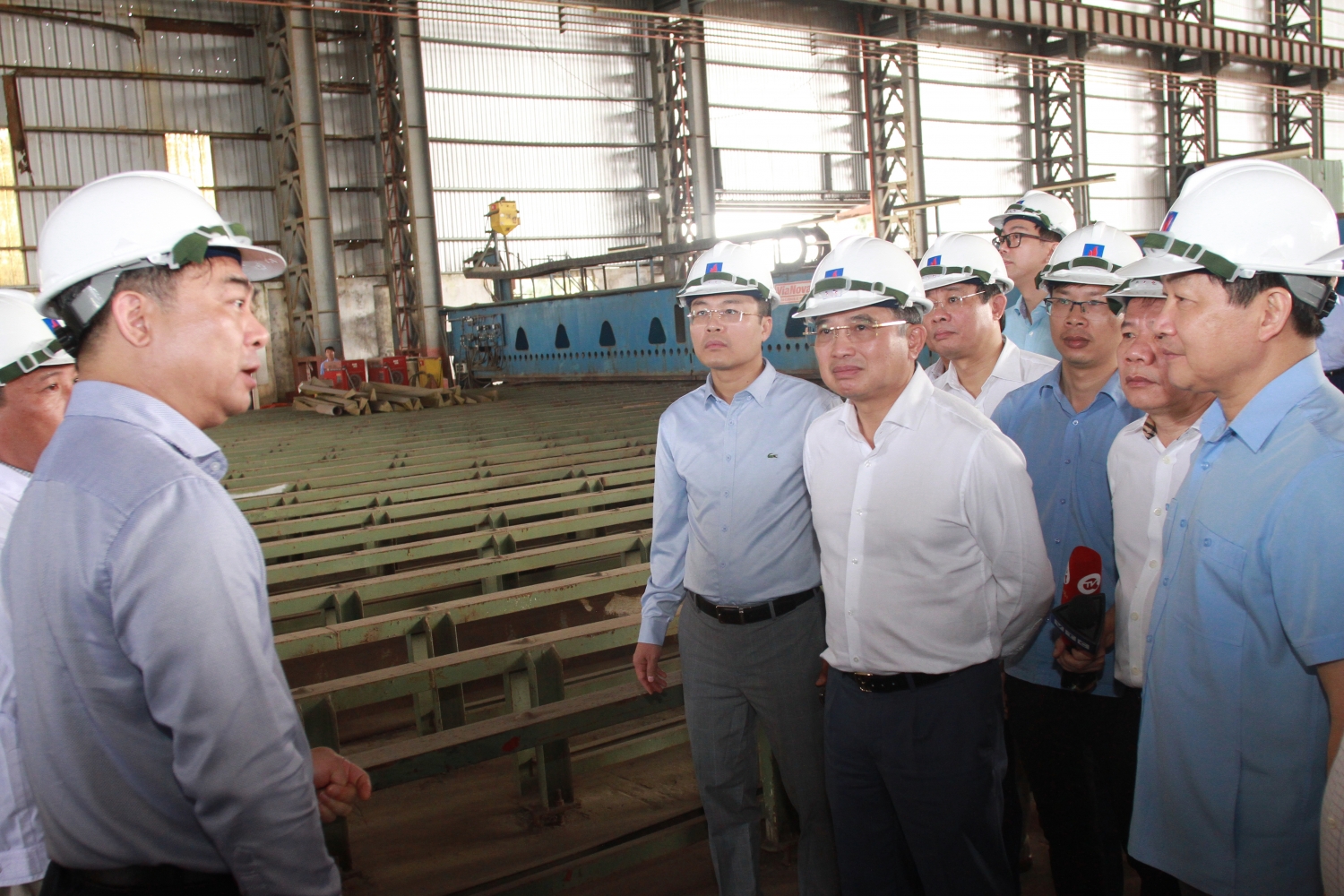 Phó Thủ tướng Lê Minh Khái: Sớm hoàn thiện đề án xử lý các tồn tại ở DQS