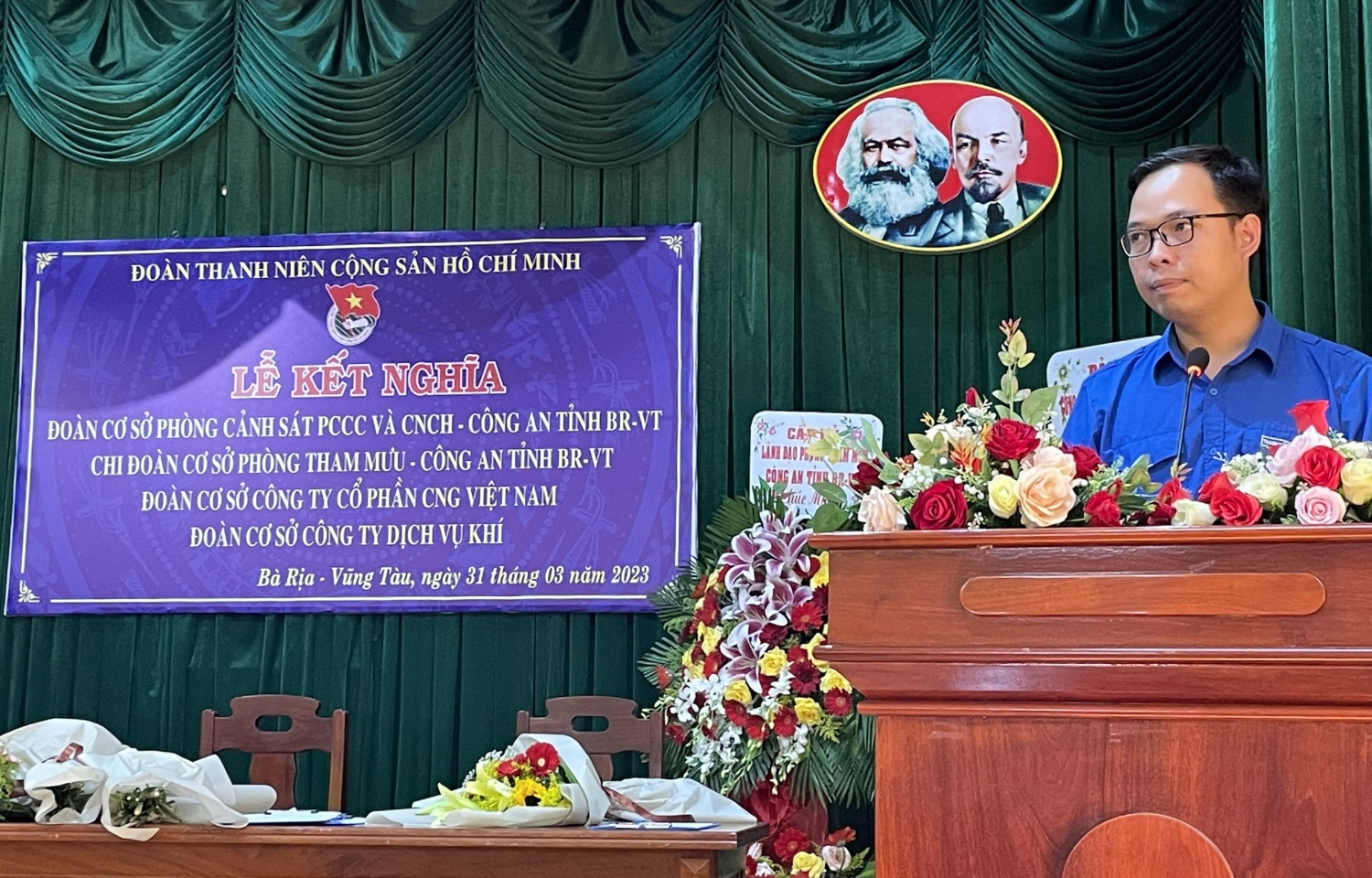 ồng chí Lê Hoài Bắc – Bí thư Đoàn Thanh niên PV GAS phát biểu chúc mừng 4 đơn vị Đoàn cơ sở tham gia ký kết giao ước kết nghĩa