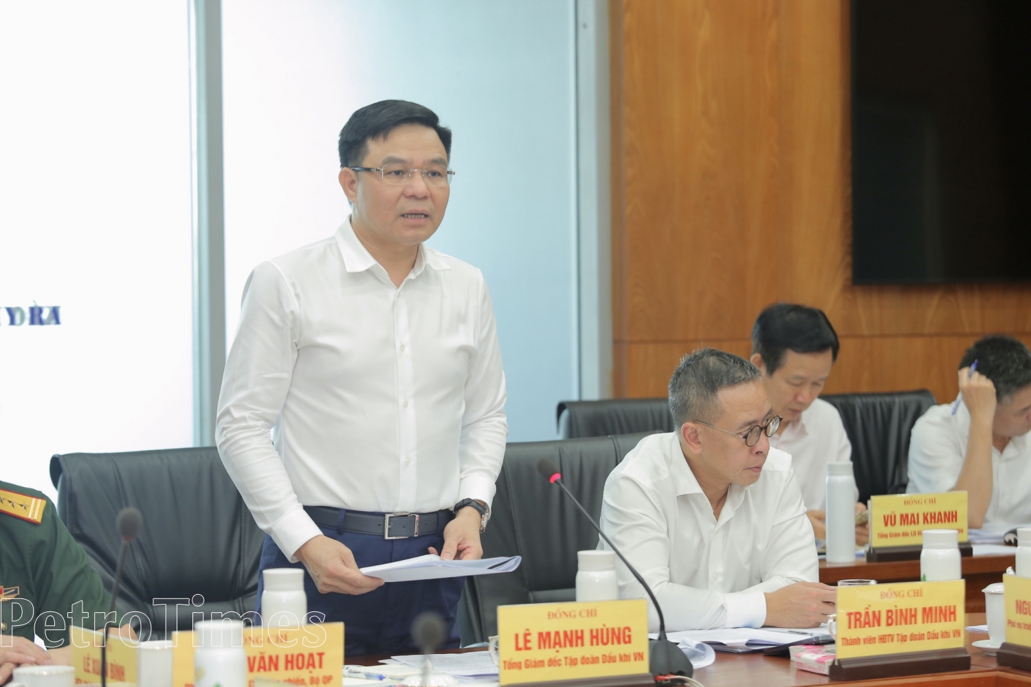 Đồng chí Trần Tuấn Anh, Ủy viên Bộ Chính trị, Trưởng Ban Kinh tế Trung ương làm việc với Ban Thường vụ Tỉnh ủy Bà Rịa - Vũng Tàu về Nghị quyết 41-NQ/TW