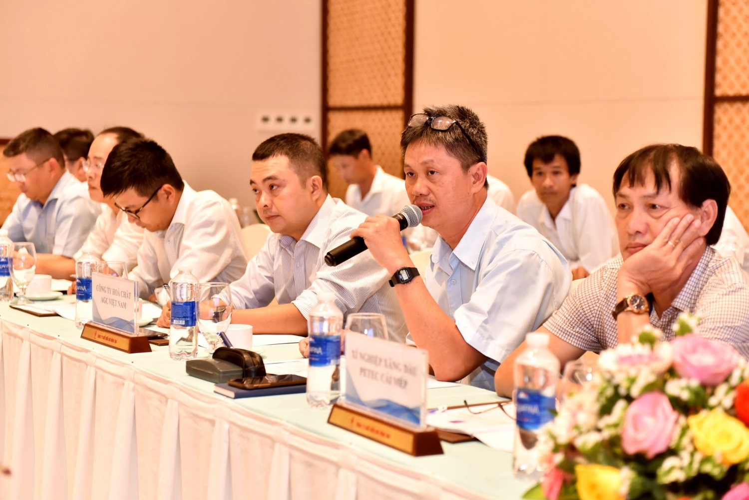 Nhiều góp ý, chia sẻ vướng mắc được nêu lên tại Hội nghị để đẩy mạnh công tác phối hợp và cung cấp dịch vụ cảng tại KCTV Nhiều góp ý, chia sẻ vướng mắc được nêu lên tại Hội nghị để đẩy mạnh công tác phối hợp và cung cấp dịch vụ cảng tại KCTV