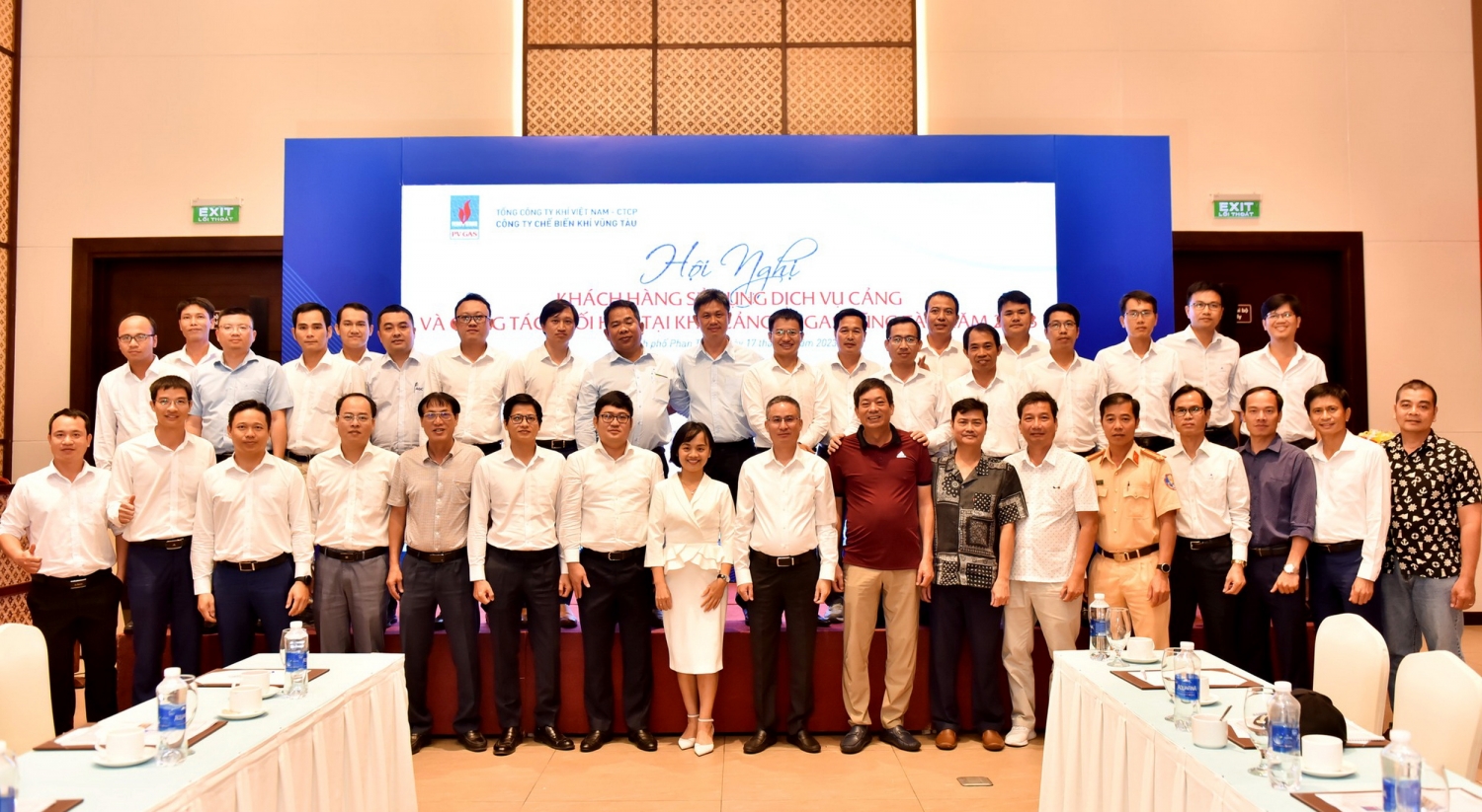 Chúc mừng thành công của Hội nghị Chúc mừng thành công của Hội nghị