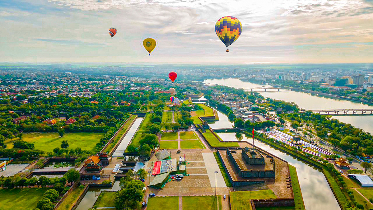 Khám phá sắc màu văn hóa Huế qua Lễ hội Khinh khí cầu quốc tế 2023 Khám phá sắc màu văn hóa Huế qua Lễ hội Khinh khí cầu quốc tế 2023