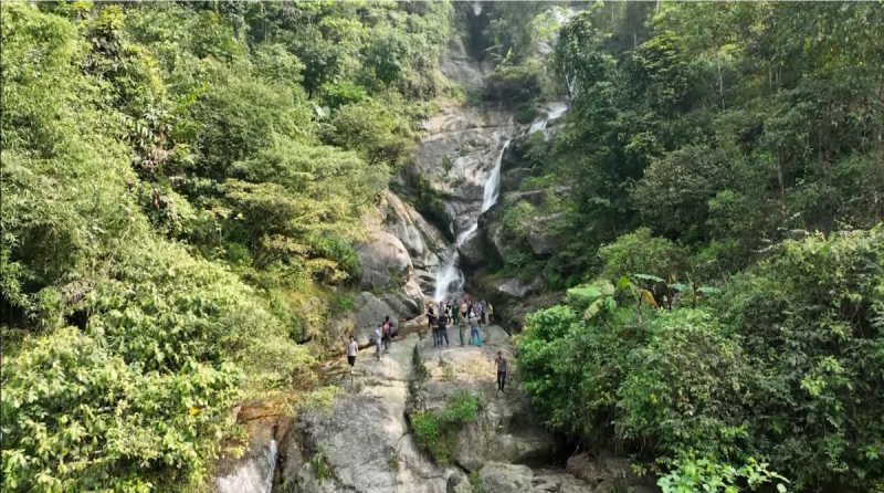 Hà Giang: Xây dựng tour du lịch khám phá đỉnh núi Tây Côn Lĩnh Hà Giang: Xây dựng tour du lịch khám phá đỉnh núi Tây Côn Lĩnh
