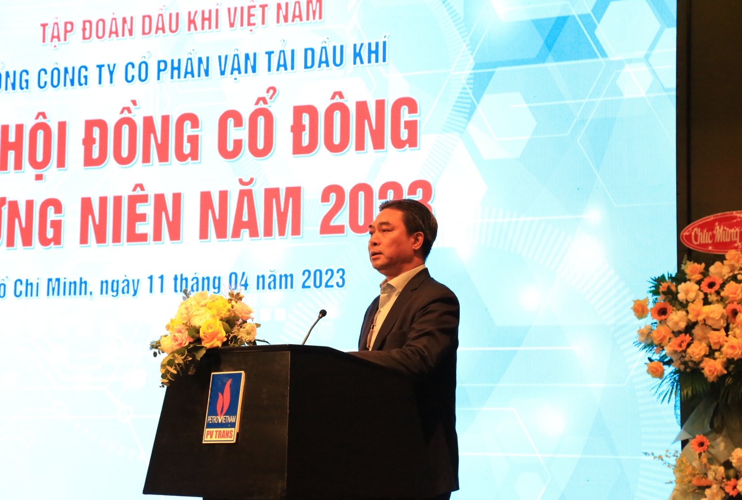 PVTrans (PVT) chia cổ tức năm 2022 bằng tiền tỷ lệ 3% và 10% cổ tức bằng cổ phiếu