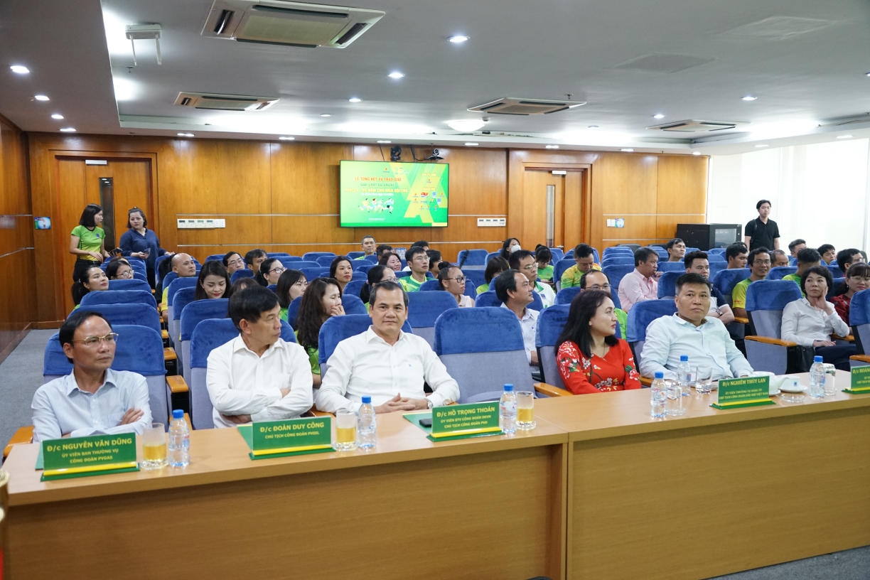 Giải chạy bộ “PVFCCo – 20 năm cho mùa bội thu”: Lan tỏa nét đẹp người Dầu khí