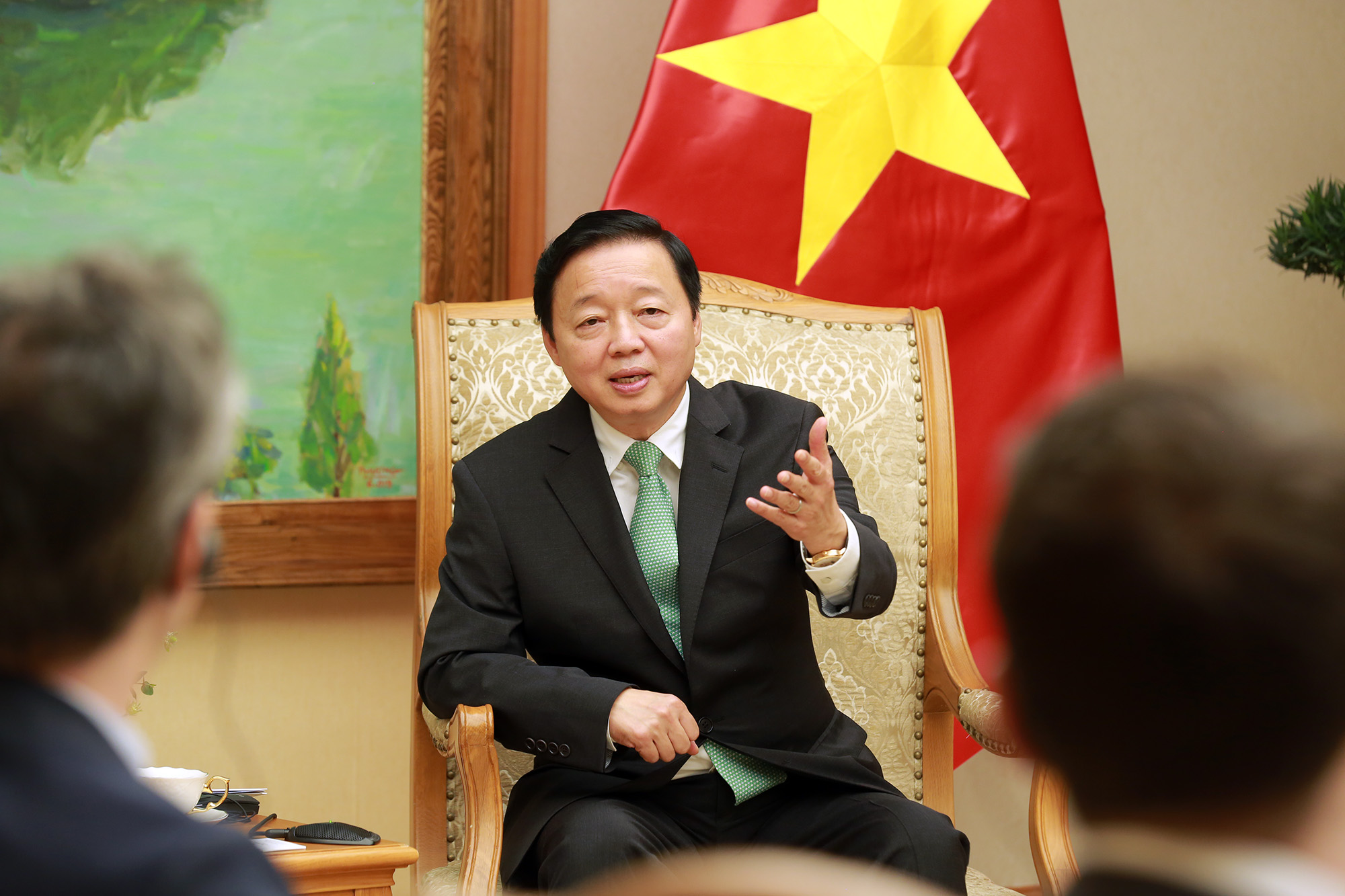 Chuyển đổi năng lượng không chỉ bằng những cam kết mạnh mẽ Chuyển đổi năng lượng không chỉ bằng những cam kết mạnh mẽ