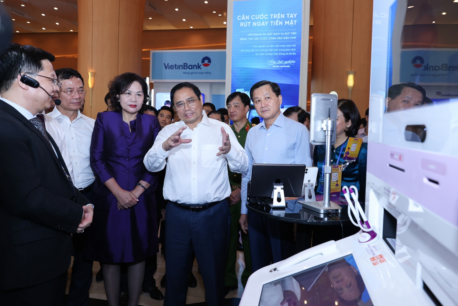 Thực hiện chính sách tiền tệ và quản lý ngoại tệ trong bối cảnh lạm phát có xu hướng tăng nhanh