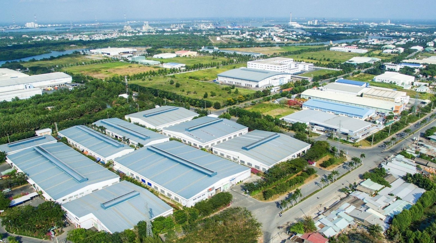 Tin bất động sản ngày 19/4: Thành phố Hồ Chí Minh tăng phí làm hồ sơ nhà, đất từ 1/6