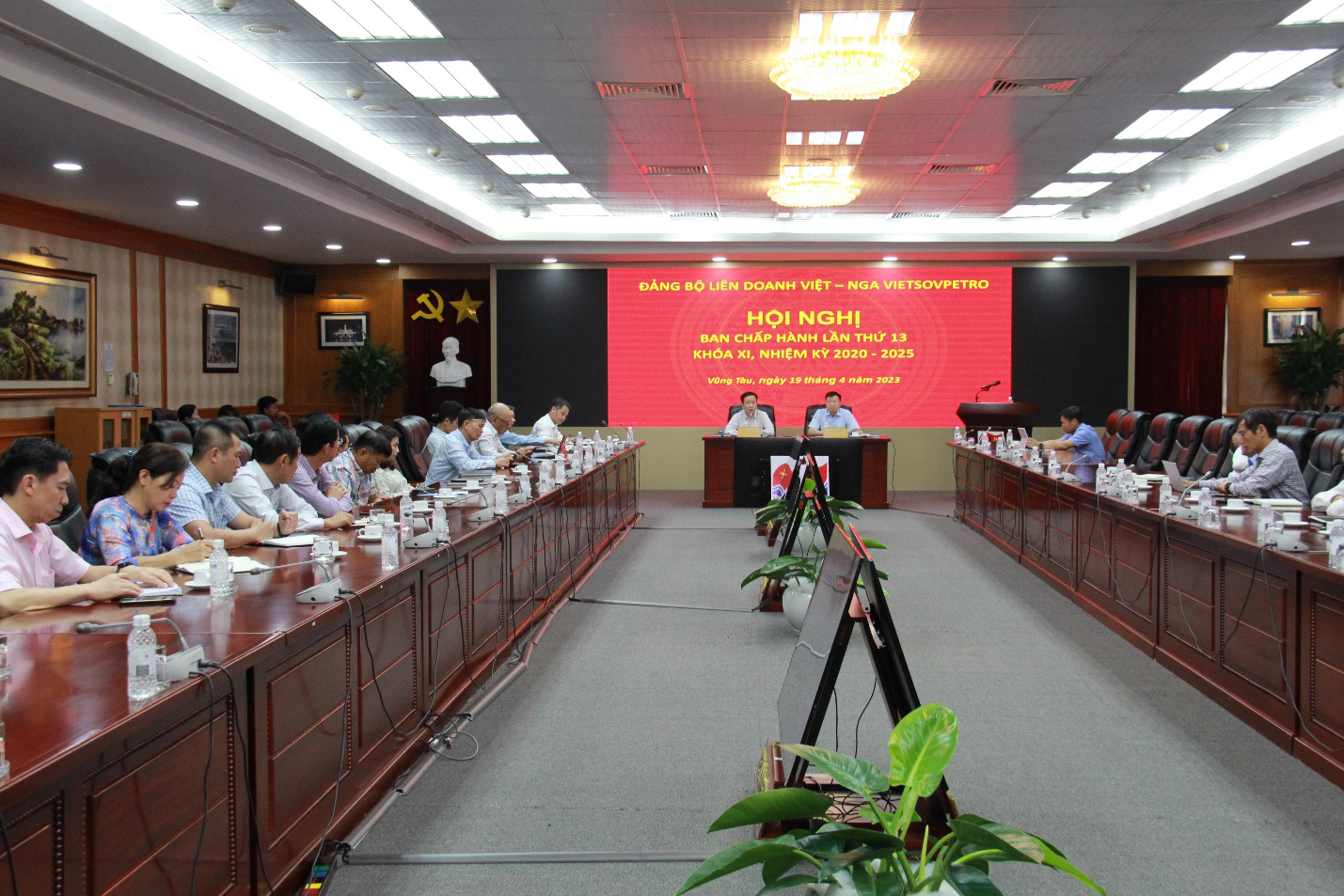 Hội nghị lần thứ 13 BCH Đảng bộ Vietsovpetro bầu bổ sung chức danh Bí thư Đảng ủy nhiệm kỳ 2020-2025