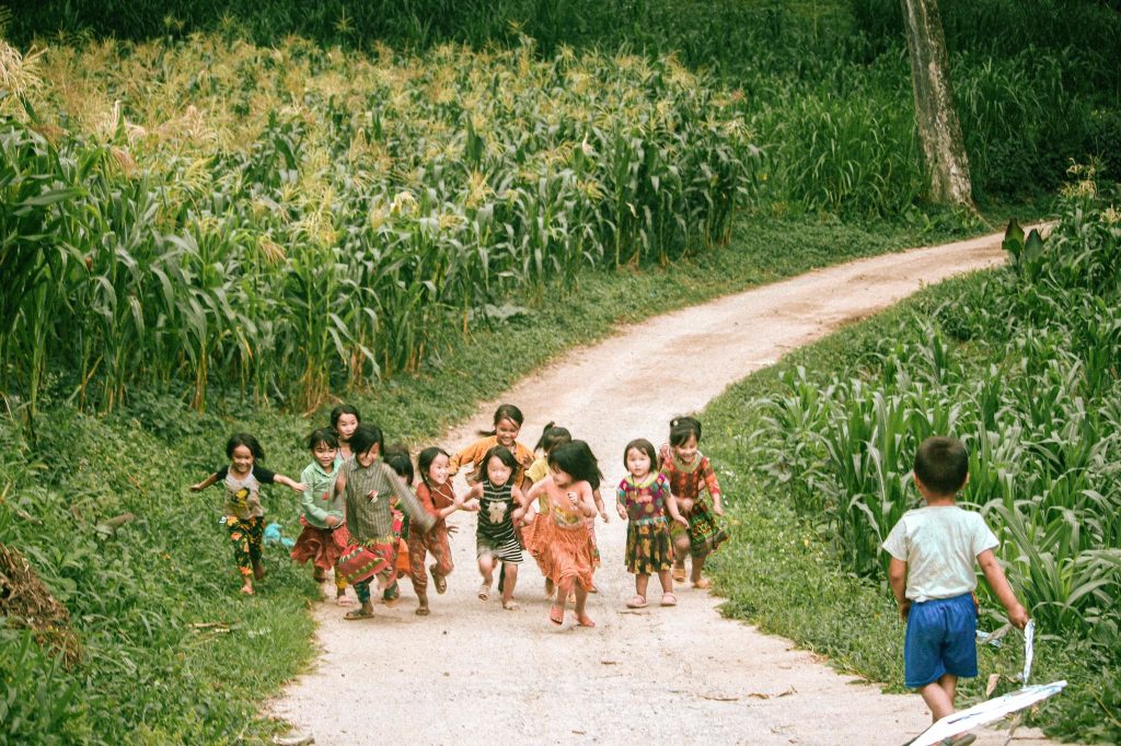 Lạc vào làng cổ trăm năm tuổi ở Hà Giang