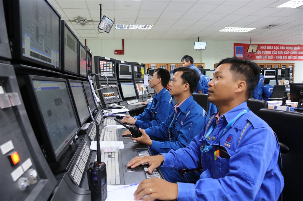 Công tác chuẩn bị nguồn nhân lực cho vận hành NMLD Dung Quất