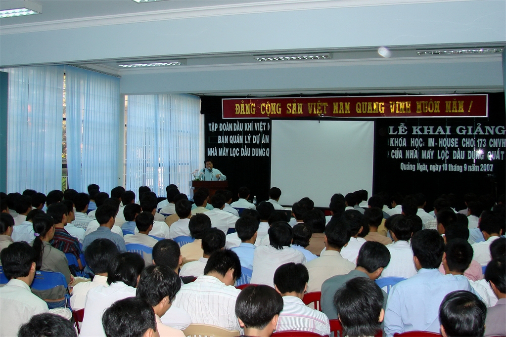 Công tác chuẩn bị nguồn nhân lực cho vận hành NMLD Dung Quất