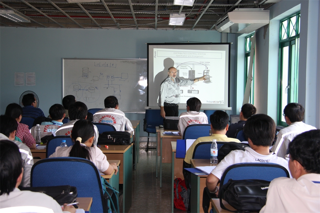 Công tác chuẩn bị nguồn nhân lực cho vận hành NMLD Dung Quất