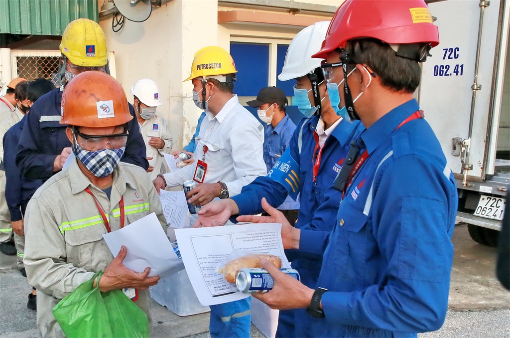Không ngừng nỗ lực, đạt những cột mốc mới