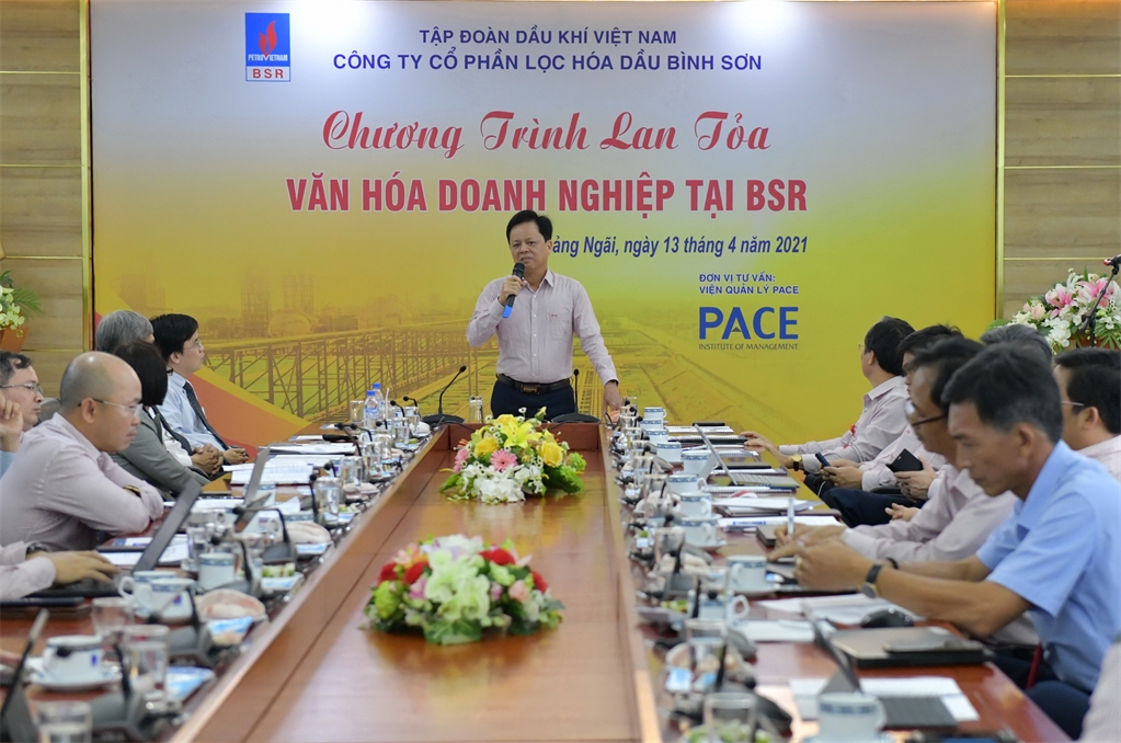 Không ngừng nỗ lực, đạt những cột mốc mới