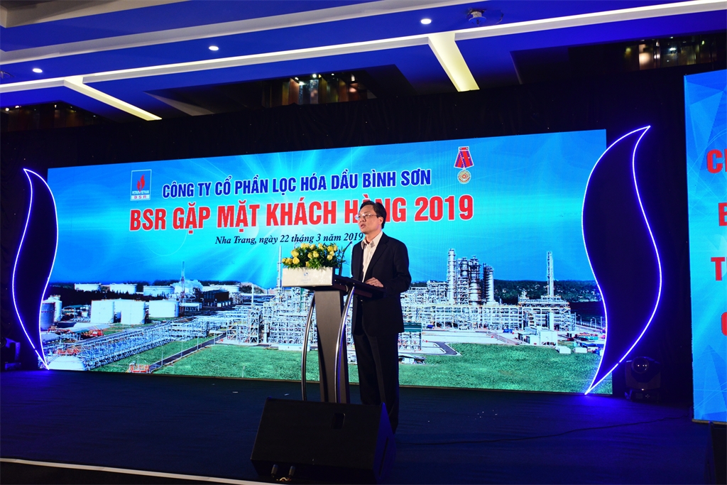 Không ngừng nỗ lực, đạt những cột mốc mới