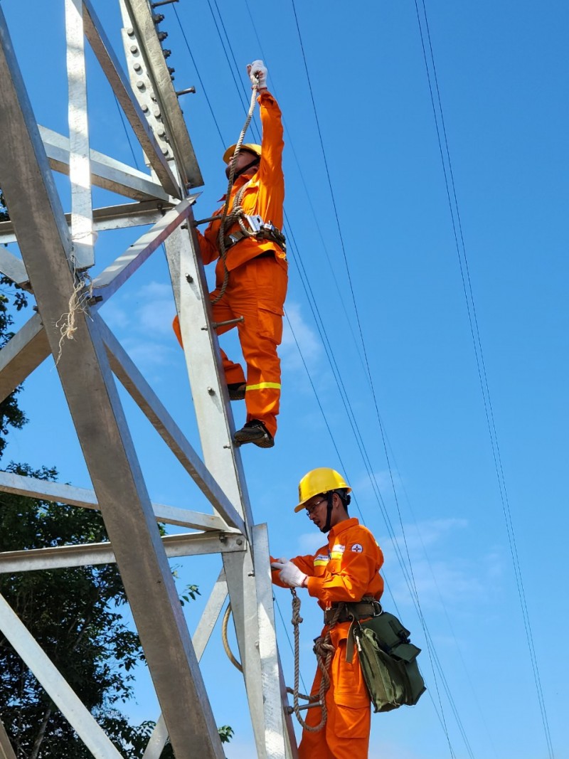 Bài 3: Kinh nghiệm thế giới và giải pháp cho Việt Nam trong phát triển năng lượng sạch Bài 3: Kinh nghiệm thế giới và giải pháp cho Việt Nam trong phát triển năng lượng sạch