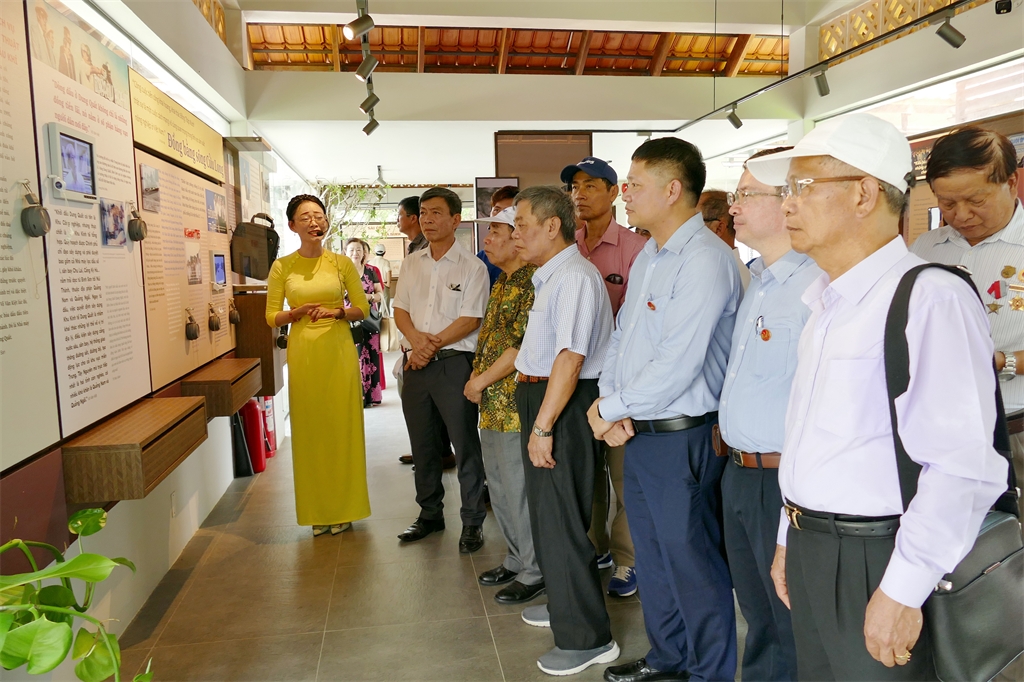 BSR tổ chức chương trình tri ân cố Thủ tướng Võ Văn Kiệt và thực hiện công tác ASXH tại tỉnh Vĩnh Long