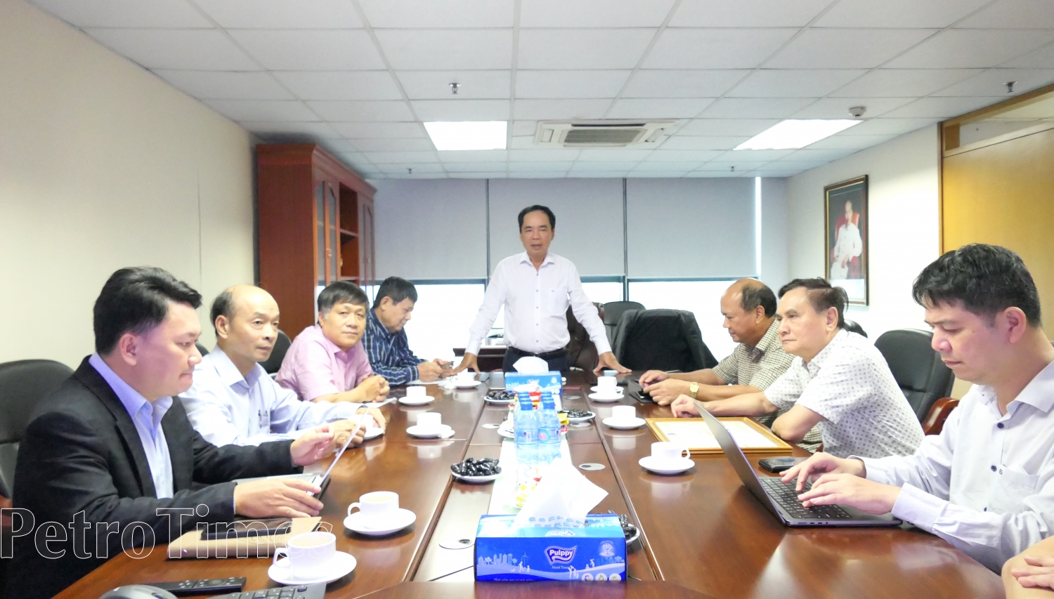 Chủ tịch Hội DKVN tuyên dương cá nhân có nhiều đóng góp cho hoạt động Hội năm 2022