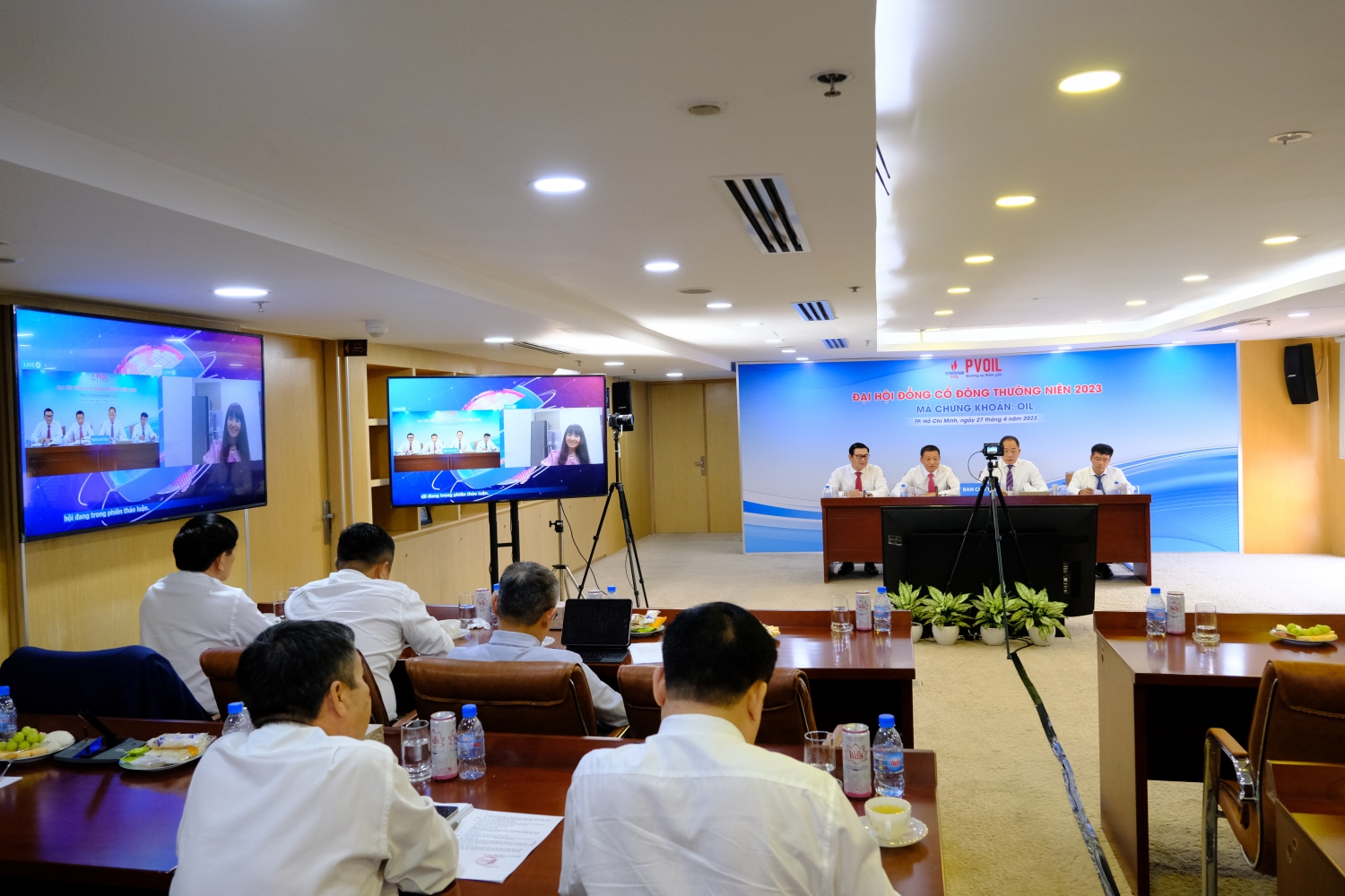Cổ đông tham gia Đại hội theo hình thức trực tuyến