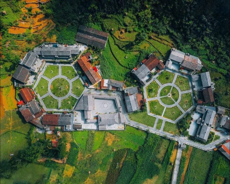 Ngôi làng H’Mông đẹp như phim trường ở Hà Giang