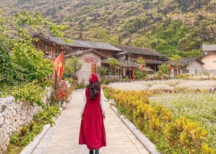 Ngôi làng H’Mông đẹp như phim trường ở Hà Giang