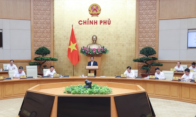Phải đạt được mục tiêu ổn định vĩ mô, bảo đảm các cân đối lớn