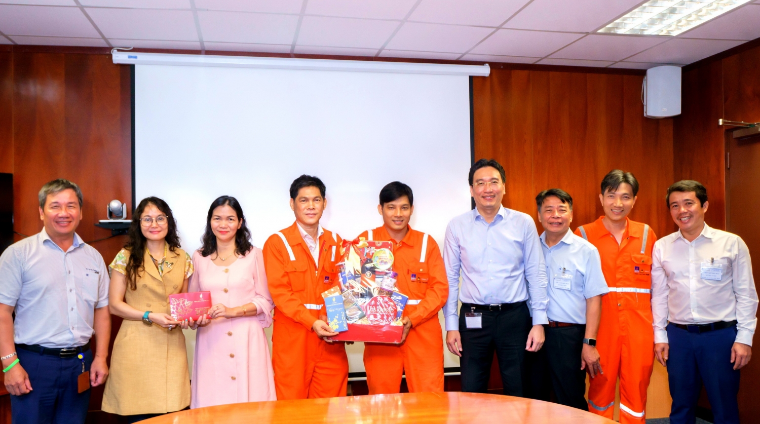 Chăm lo đời sống, động viên NLĐ tích cực lao động sản xuất là ưu tiên hàng đầu của Công đoàn PV GAS