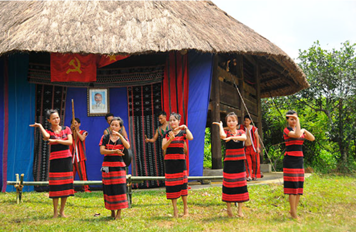 Tái hiện nghi thức 