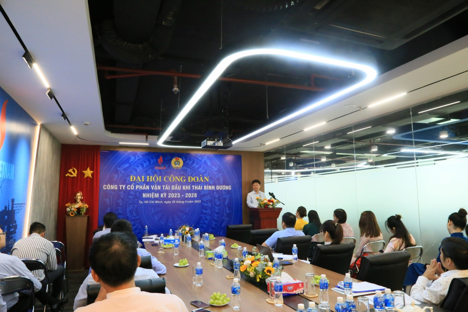 Đồng chí Hoàng Đức Chính, Phó bí thư chi bộ, Giám đốc Công ty phát biểu tại Đại hội Đồng chí Hoàng Đức Chính, Phó bí thư chi bộ, Giám đốc Công ty phát biểu tại Đại hội
