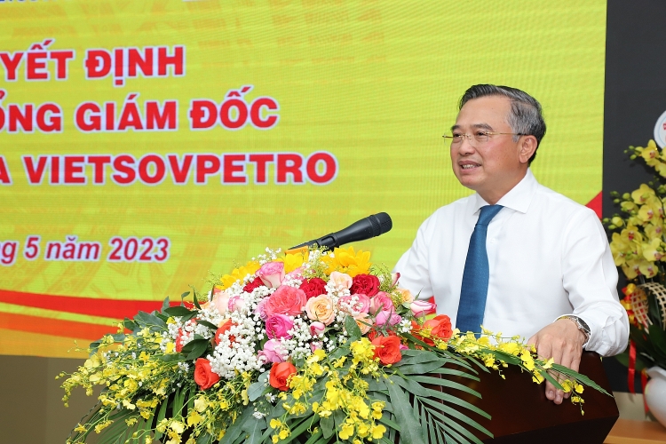 Công bố quyết định Bí thư Đảng ủy, Tổng Giám đốc Vietsovpetro