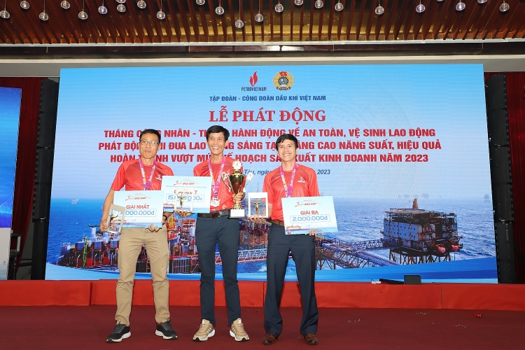 Người lao động PVU được tôn vinh các danh hiệu Dầu khí tiêu biểu và nhận nhiều giải thưởng của Giải chạy bộ online “Xuân Dầu khí 2023”
