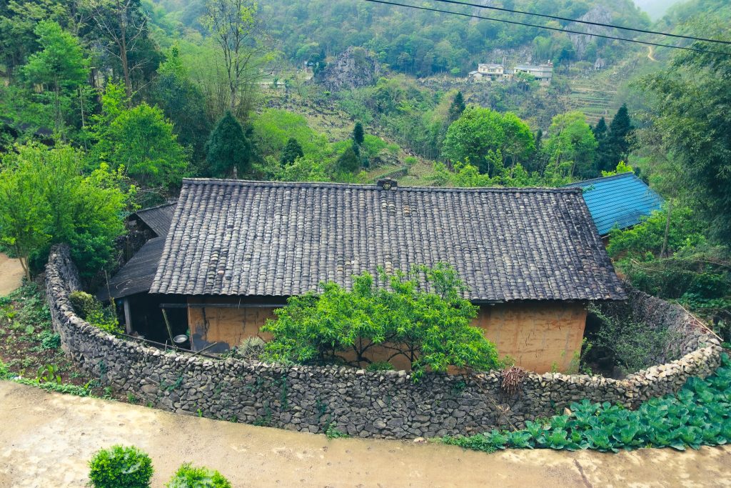 Hà Giang: Nét đẹp của những hàng rào đá