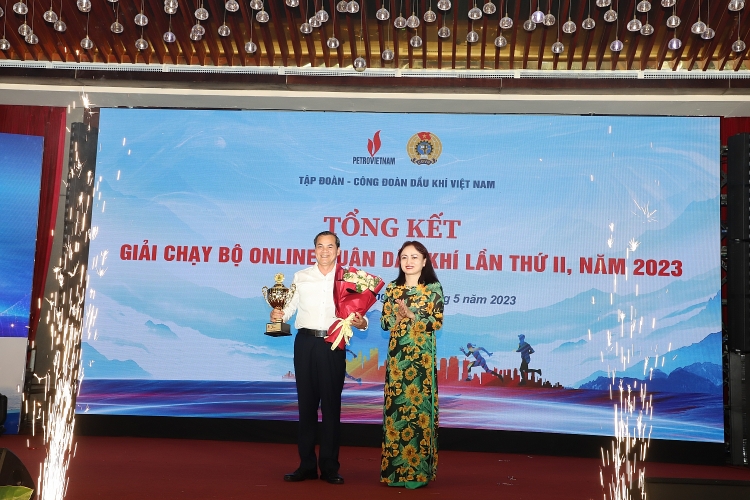 Công đoàn PV Drilling thể hiện xuất sắc tại Giải chạy Xuân Dầu khí 2023