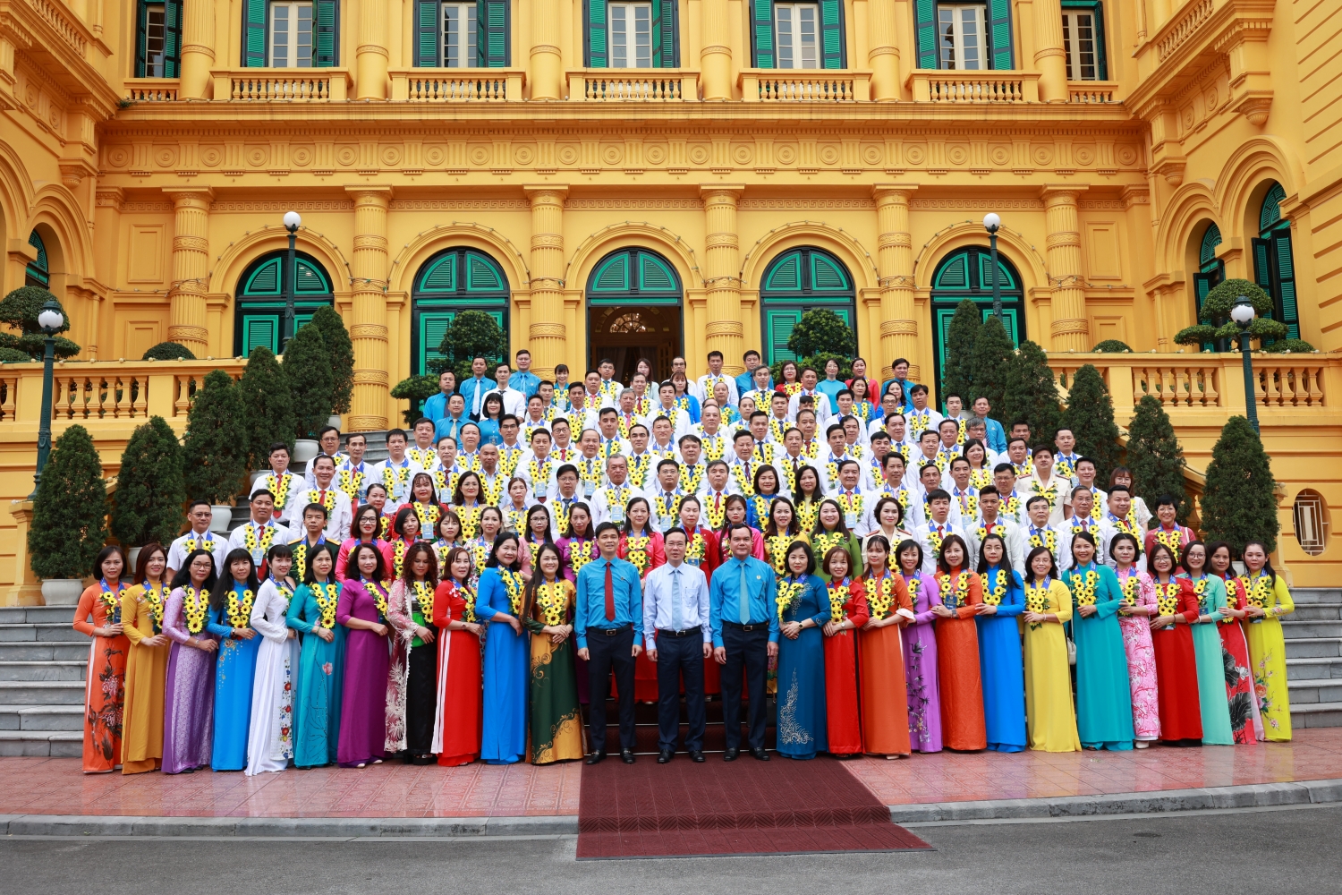 Chủ tịch nước Võ Văn Thưởng gặp mặt 133 điển hình tiên tiến trong học tập và làm theo Bác