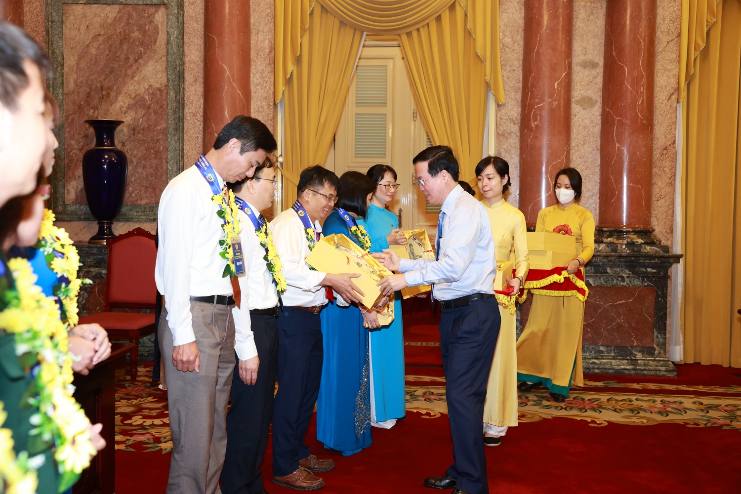 Chủ tịch nước Võ Văn Thưởng gặp mặt 133 điển hình tiên tiến trong học tập và làm theo Bác