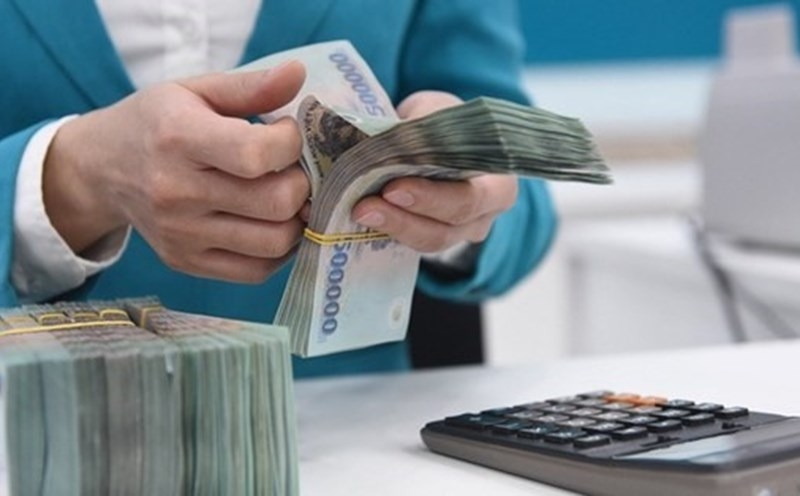 Tin ngân hàng tuần qua: NHNN cân nhắc giảm lãi suất điều hành Tin ngân hàng tuần qua: NHNN cân nhắc giảm lãi suất điều hành
