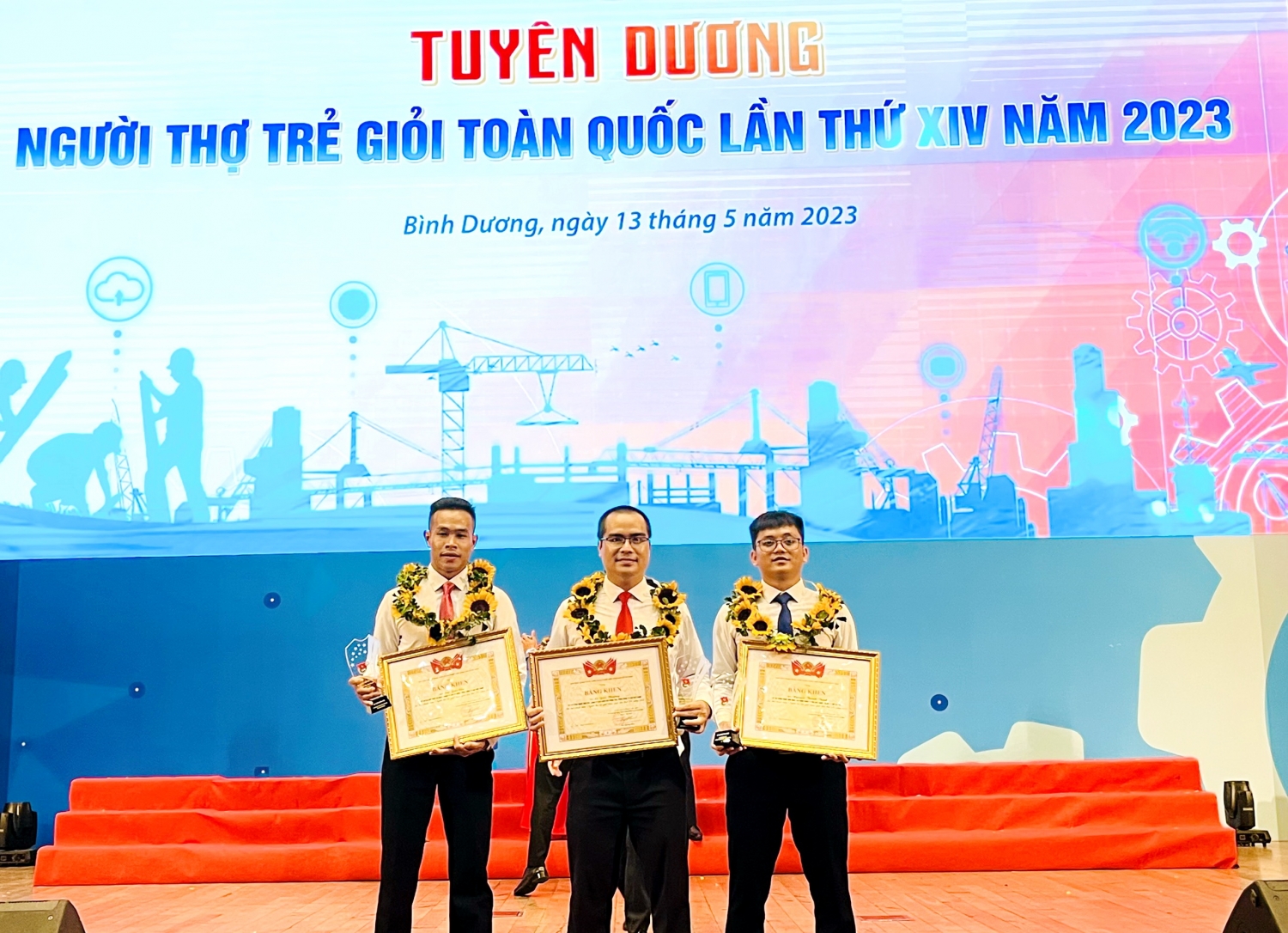 3 đoàn viên PV GAS đạt danh hiệu Người thợ trẻ giỏi – phần thưởng vinh dự nhất trong phong trào Tuổi trẻ sáng tạo toàn quốc