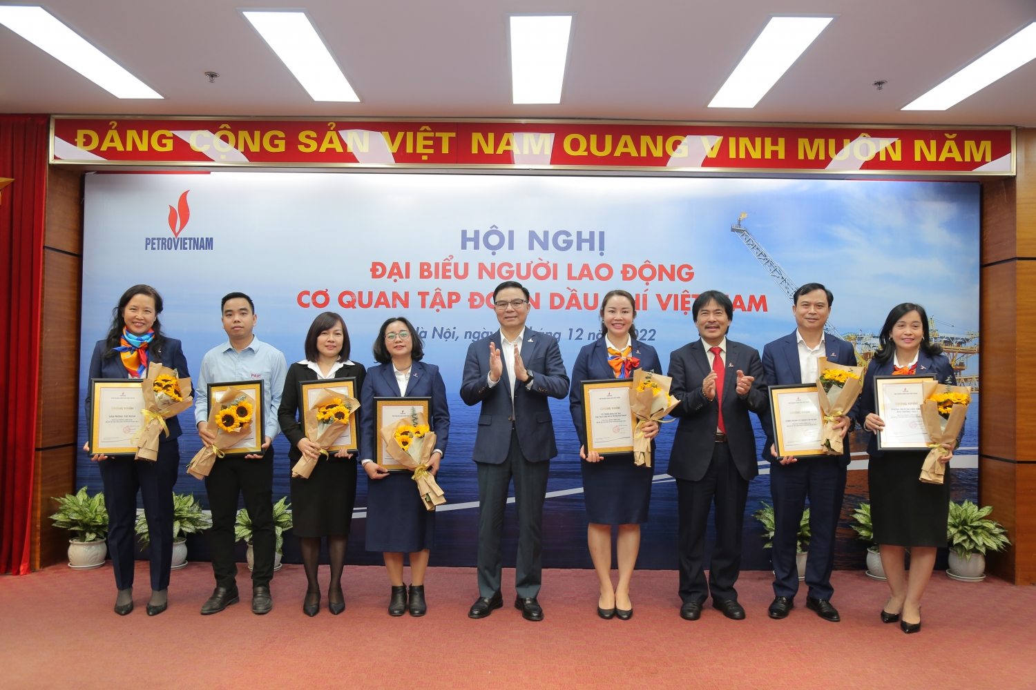 Một nhiệm kỳ nỗ lực, đồng hành vượt khó vì sự phục hồi và phát triển Petrovietnam