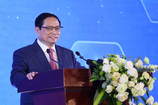 Thủ tướng: Đầu tư cho nhân lực khoa học và công nghệ là đầu tư cho phát triển bền vững